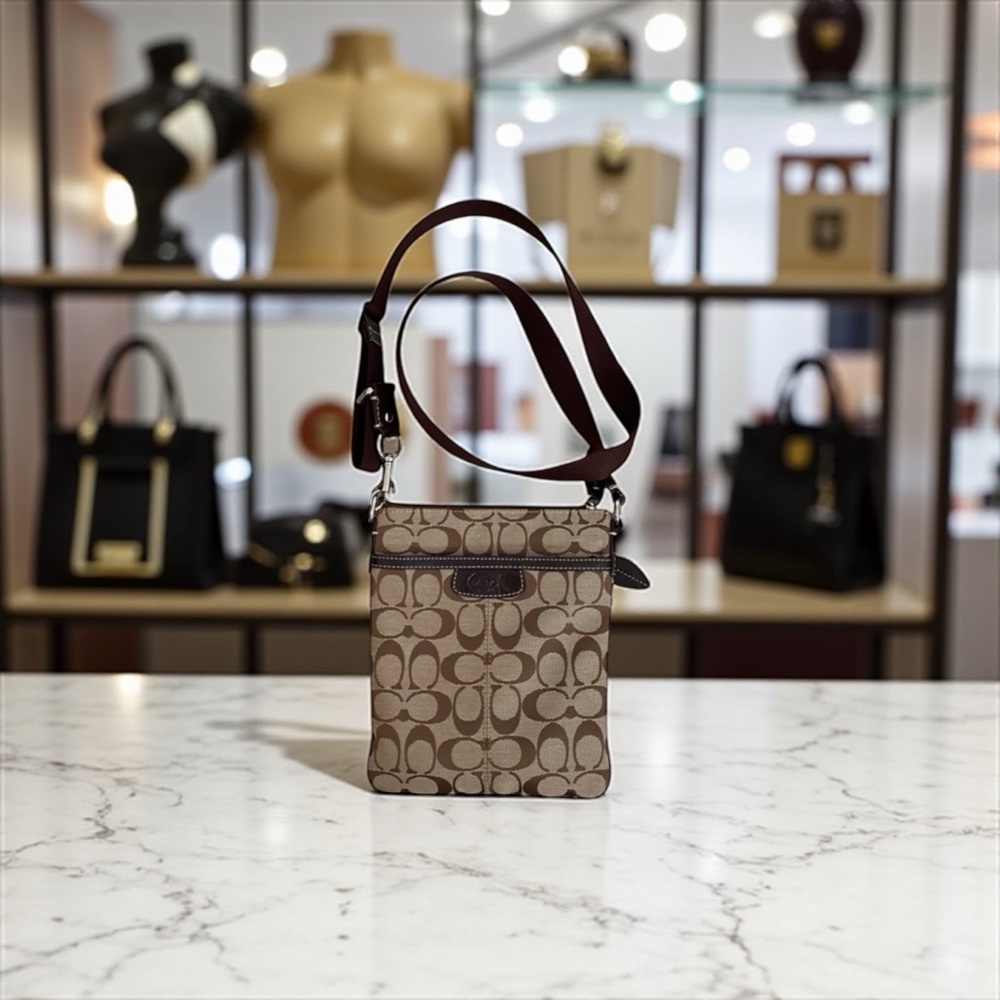 COACH * Signature Jacquard Shoulder Bag * Crossbody Adjustable Strap  Classic